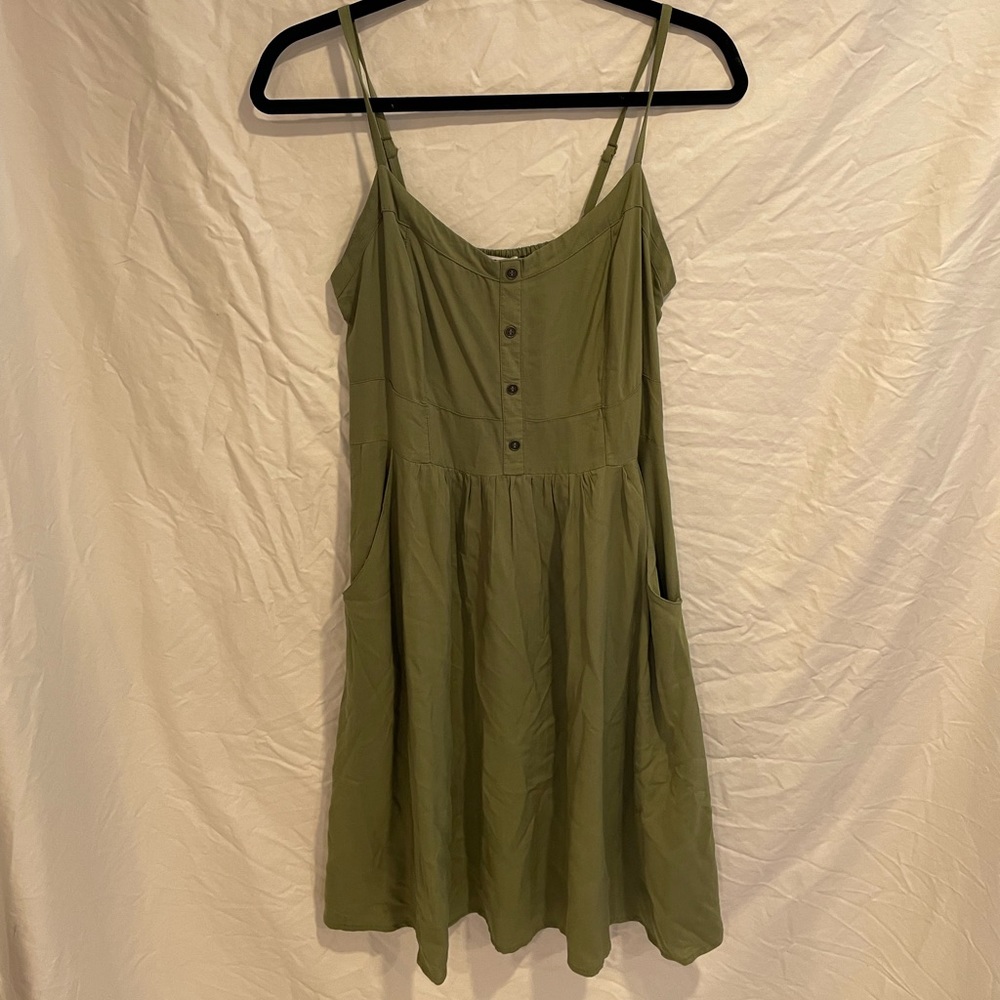 Modbe olive green dress